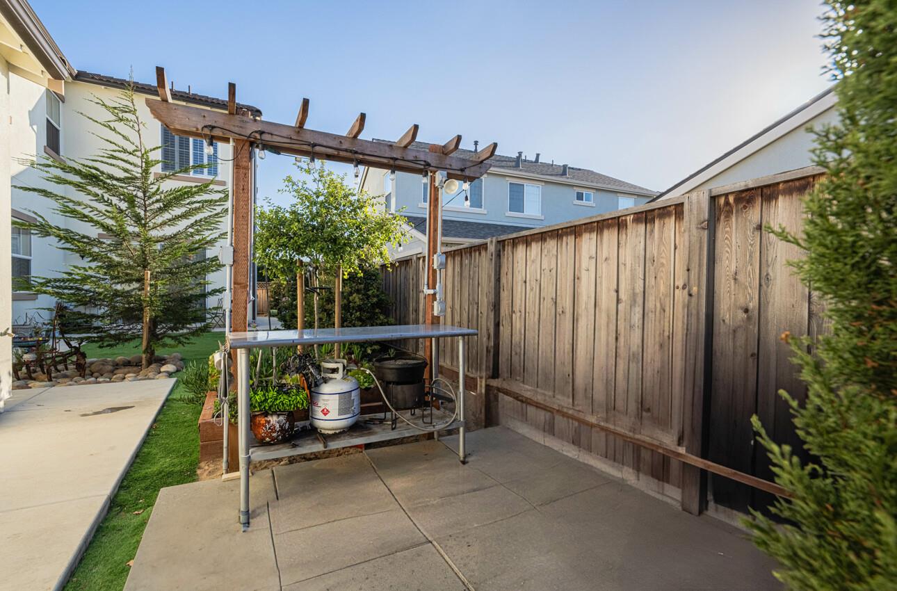 Detail Gallery Image 41 of 44 For 477 Marina Heights Dr, Marina,  CA 93933 - 4 Beds | 2/1 Baths