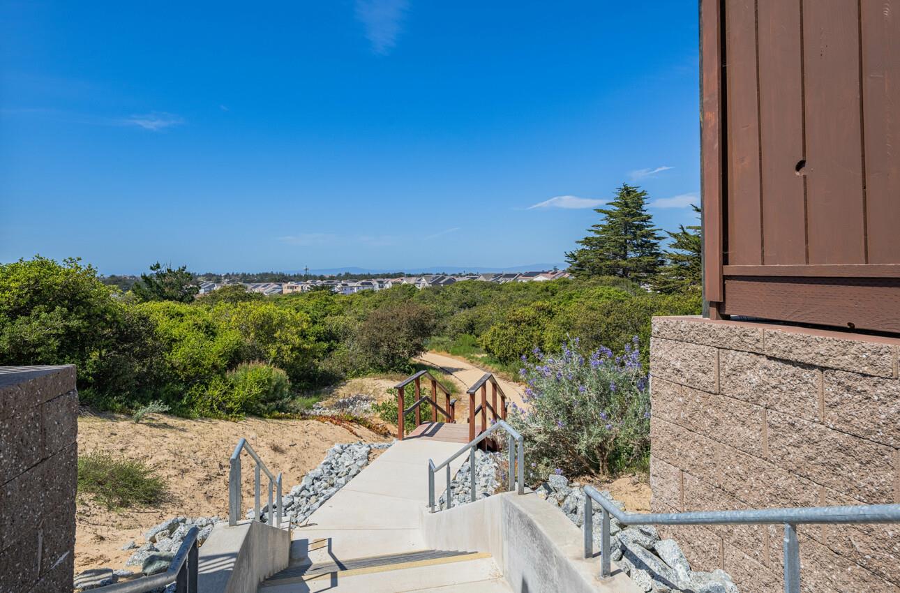 Detail Gallery Image 43 of 44 For 477 Marina Heights Dr, Marina,  CA 93933 - 4 Beds | 2/1 Baths