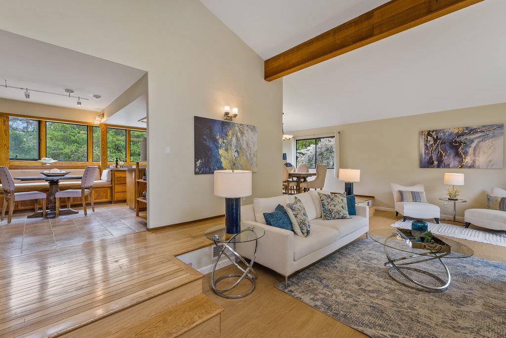 Detail Gallery Image 10 of 47 For 125 El Pinar, Watsonville,  CA 95076 - 4 Beds | 3 Baths