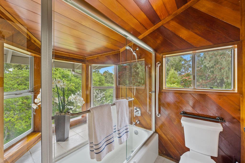Detail Gallery Image 26 of 47 For 125 El Pinar, Watsonville,  CA 95076 - 4 Beds | 3 Baths