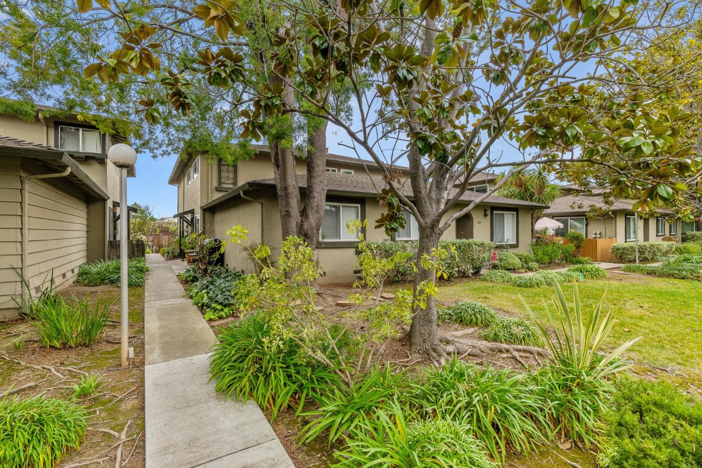 Detail Gallery Image 23 of 31 For 5891 El Zuparko Dr #3,  San Jose,  CA 95123 - 2 Beds | 1/1 Baths