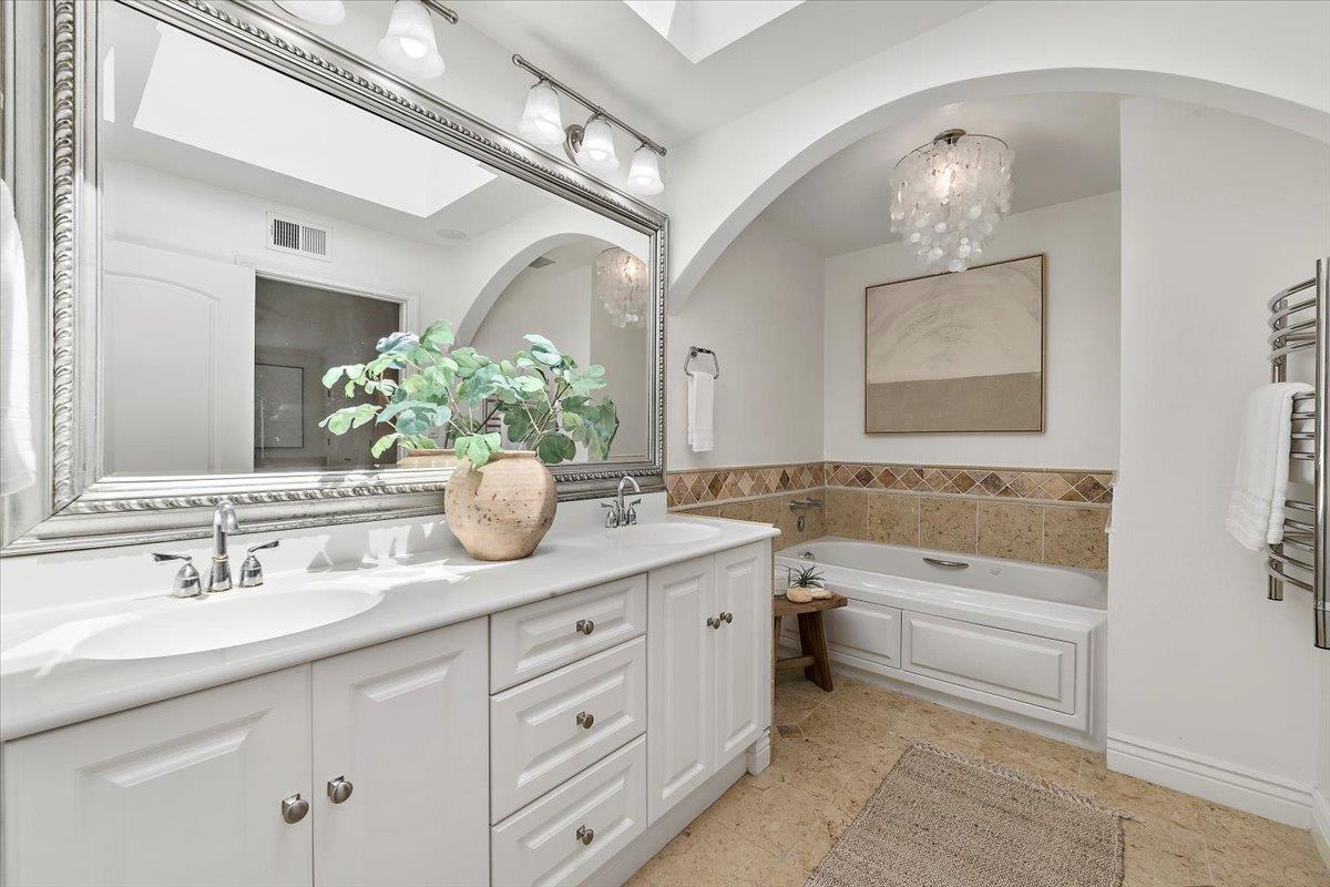 Detail Gallery Image 15 of 45 For 17274 Verdes Robles, Los Gatos,  CA 95030 - 4 Beds | 3 Baths