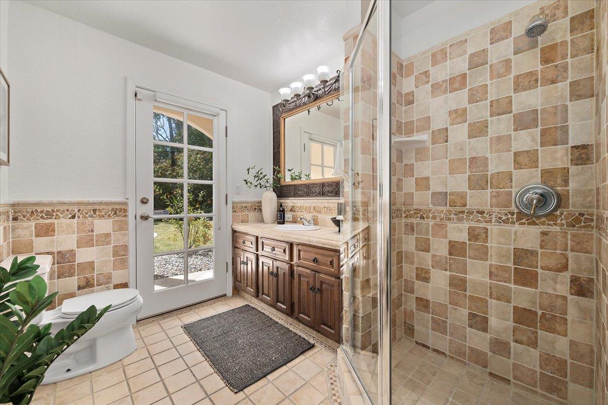 Detail Gallery Image 21 of 45 For 17274 Verdes Robles, Los Gatos,  CA 95030 - 4 Beds | 3 Baths