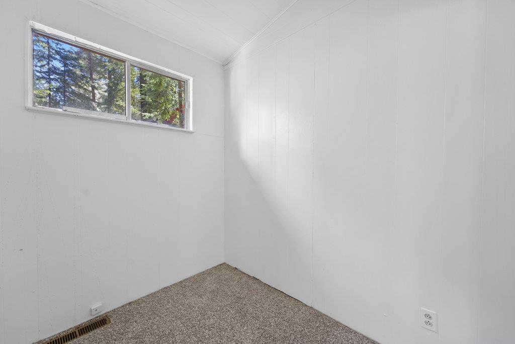 Detail Gallery Image 12 of 22 For 361 Acorn Dr, Boulder Creek,  CA 95006 - 2 Beds | 1 Baths