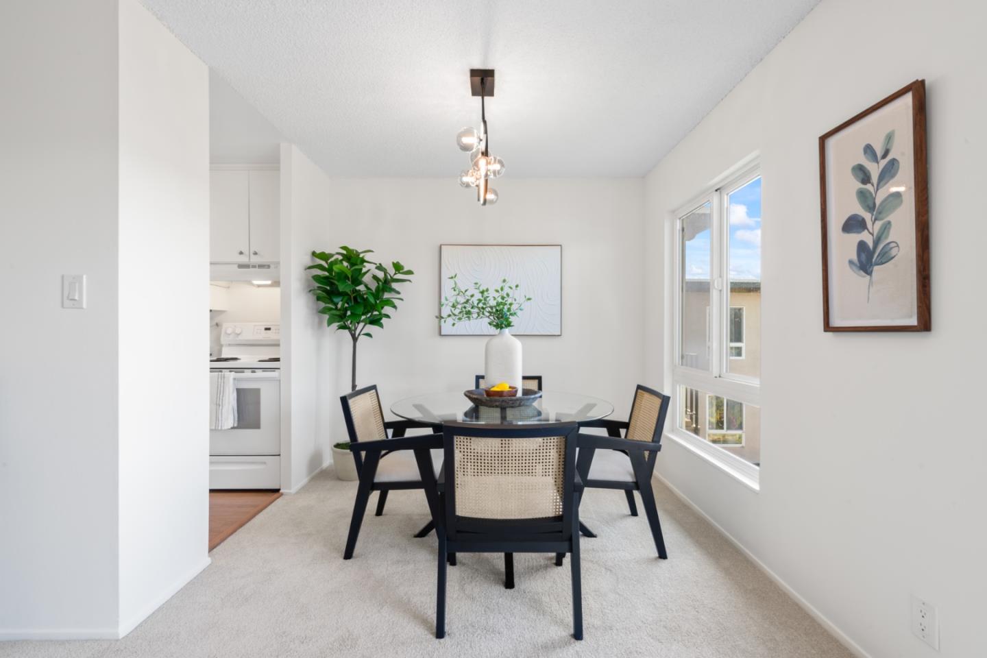 Detail Gallery Image 12 of 35 For 904 Peninsula Ave #409,  San Mateo,  CA 94401 - 1 Beds | 1 Baths