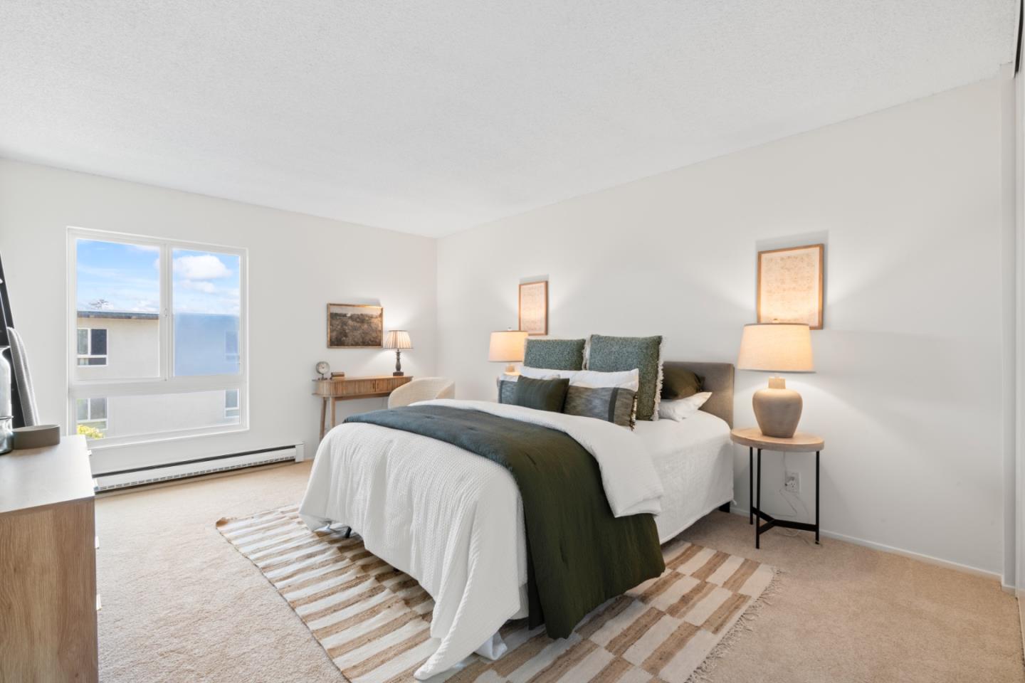 Detail Gallery Image 2 of 35 For 904 Peninsula Ave #409,  San Mateo,  CA 94401 - 1 Beds | 1 Baths