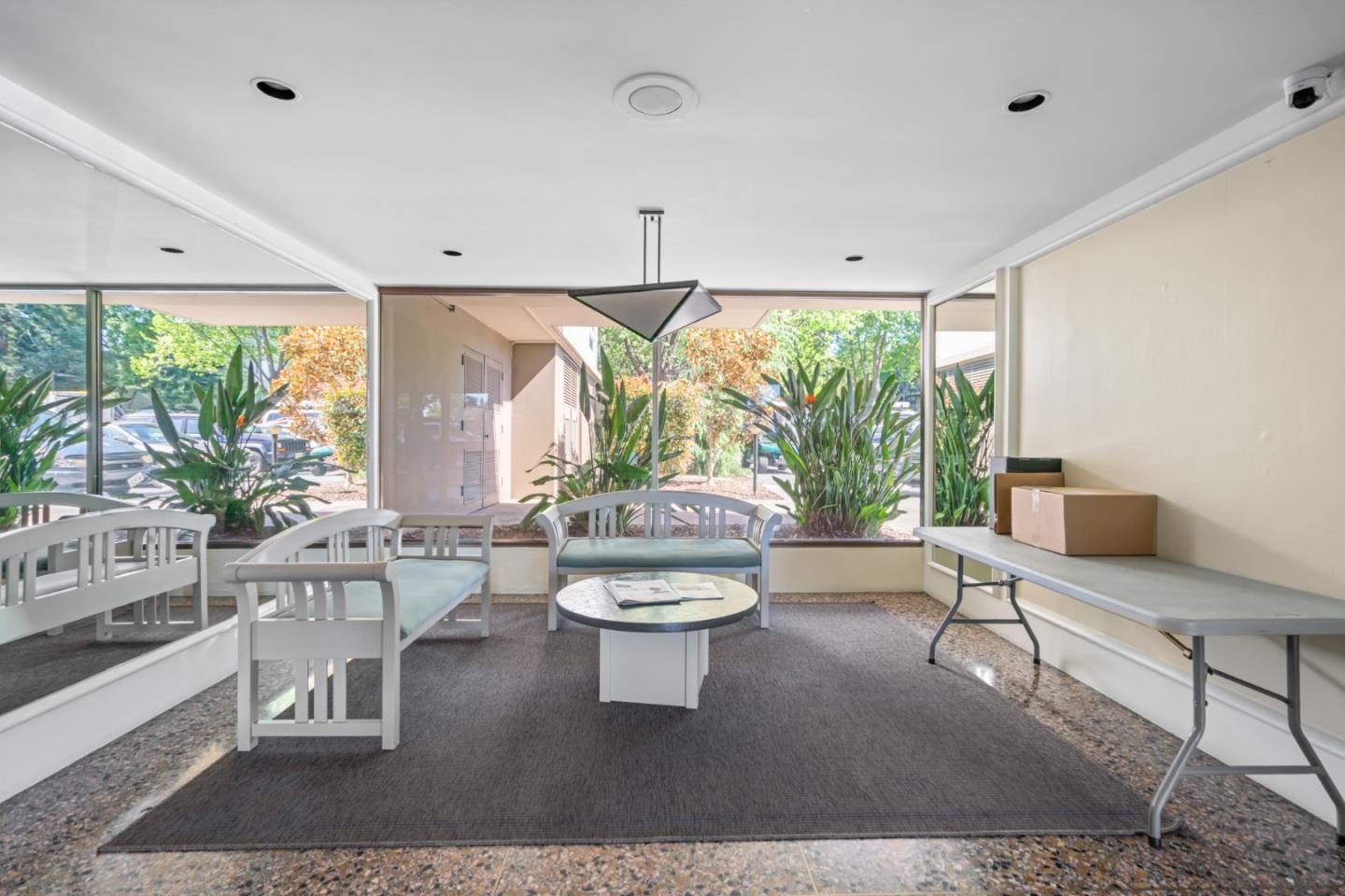 Detail Gallery Image 22 of 35 For 904 Peninsula Ave #409,  San Mateo,  CA 94401 - 1 Beds | 1 Baths