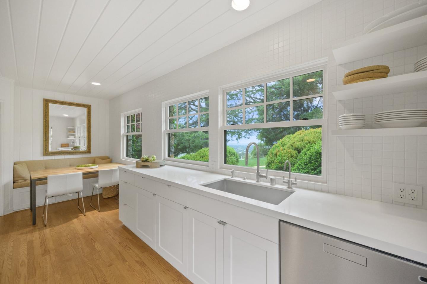 Detail Gallery Image 10 of 53 For 17516 High St, Los Gatos,  CA 95030 - 4 Beds | 2/1 Baths