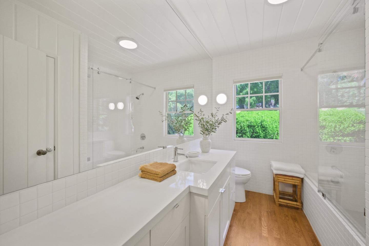 Detail Gallery Image 14 of 53 For 17516 High St, Los Gatos,  CA 95030 - 4 Beds | 2/1 Baths
