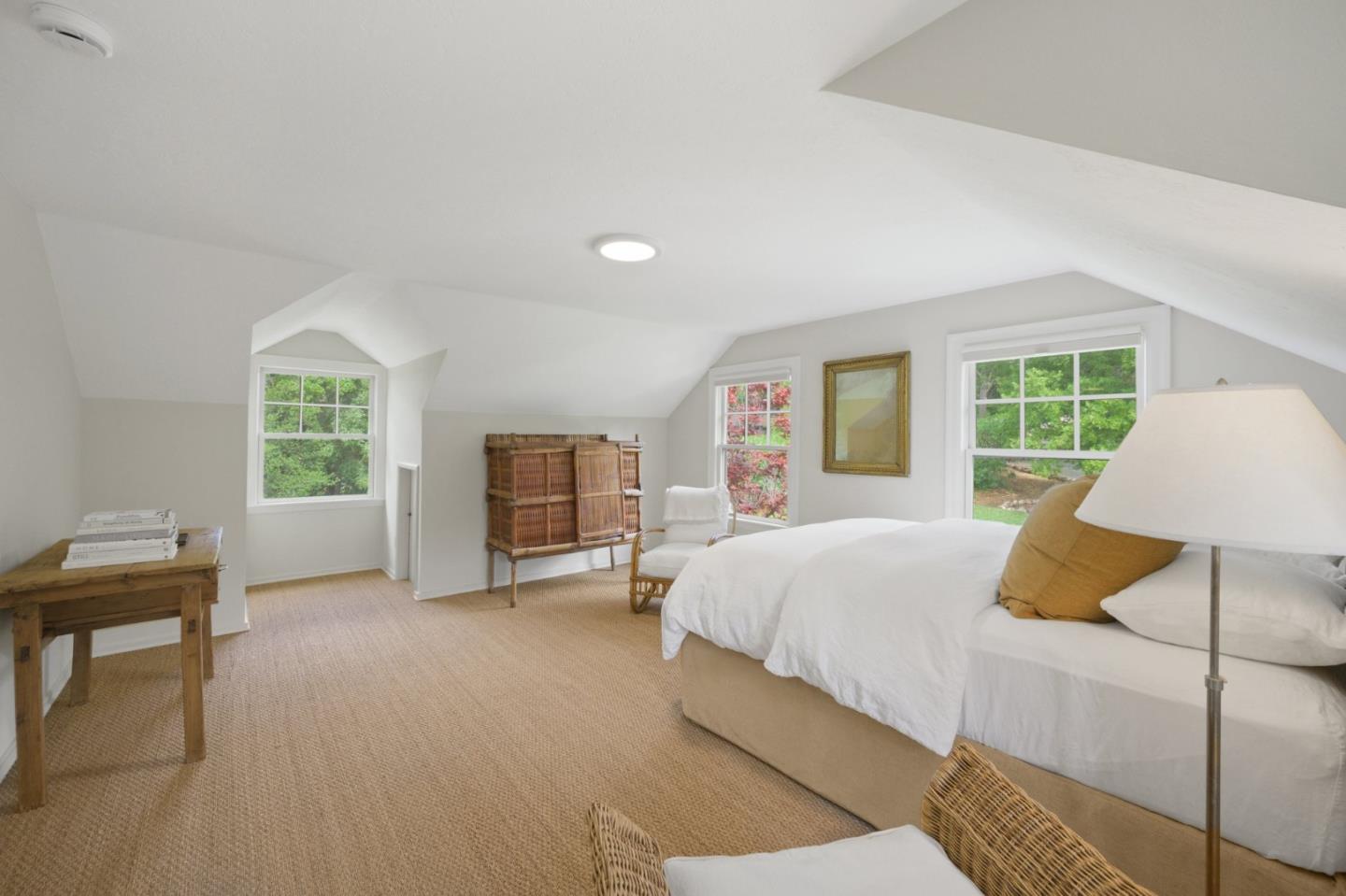 Detail Gallery Image 19 of 53 For 17516 High St, Los Gatos,  CA 95030 - 4 Beds | 2/1 Baths