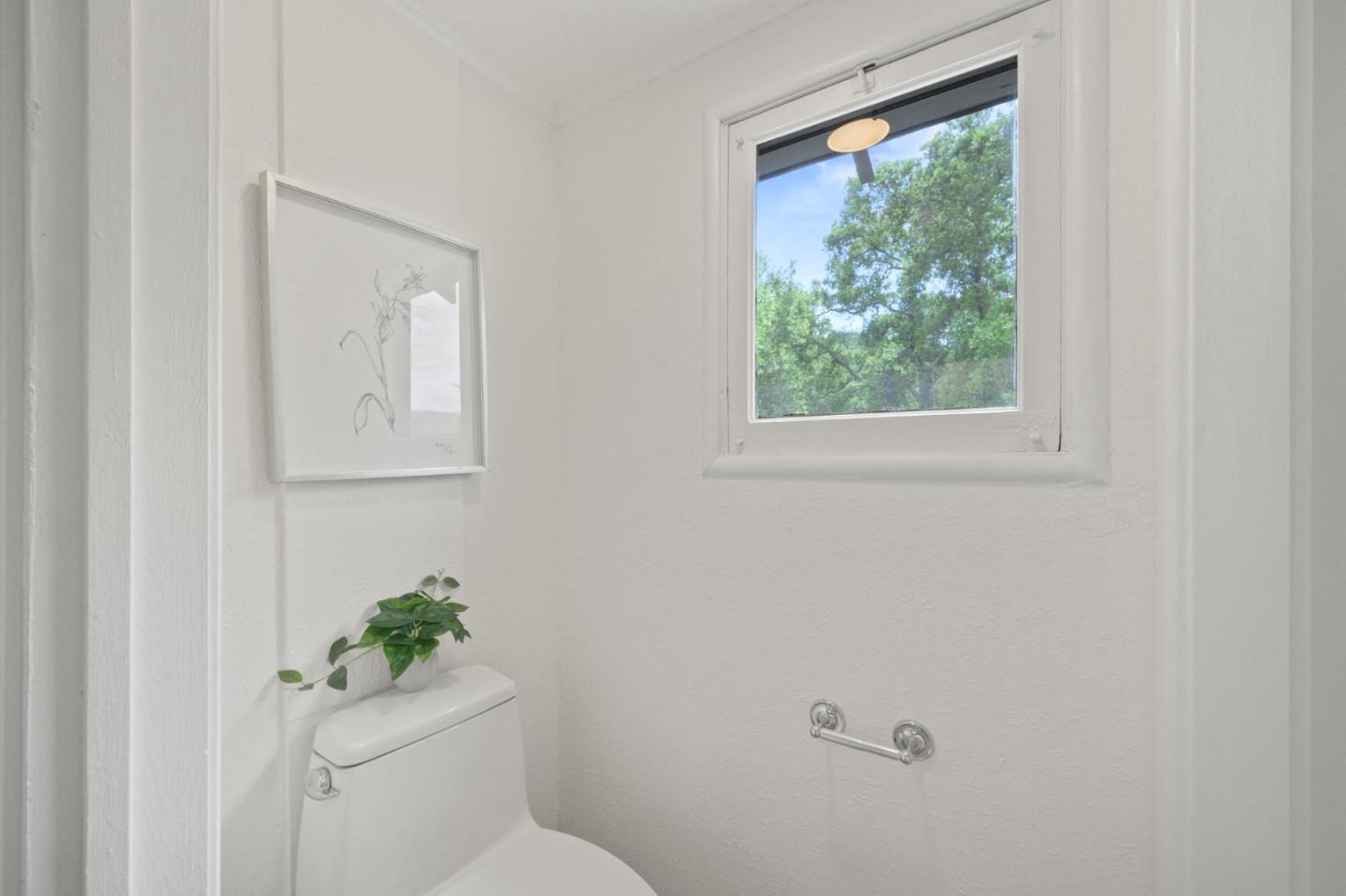 Detail Gallery Image 33 of 53 For 17516 High St, Los Gatos,  CA 95030 - 4 Beds | 2/1 Baths