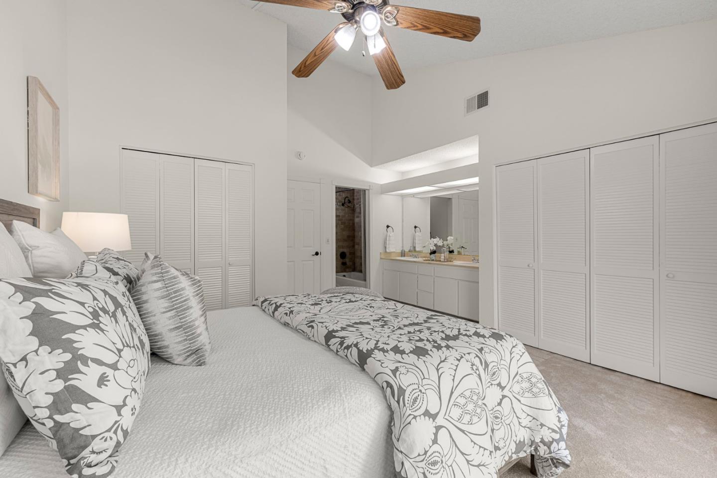 Detail Gallery Image 25 of 50 For 260 W Dunne Ave #4,  Morgan Hill,  CA 95037 - 2 Beds | 1/1 Baths
