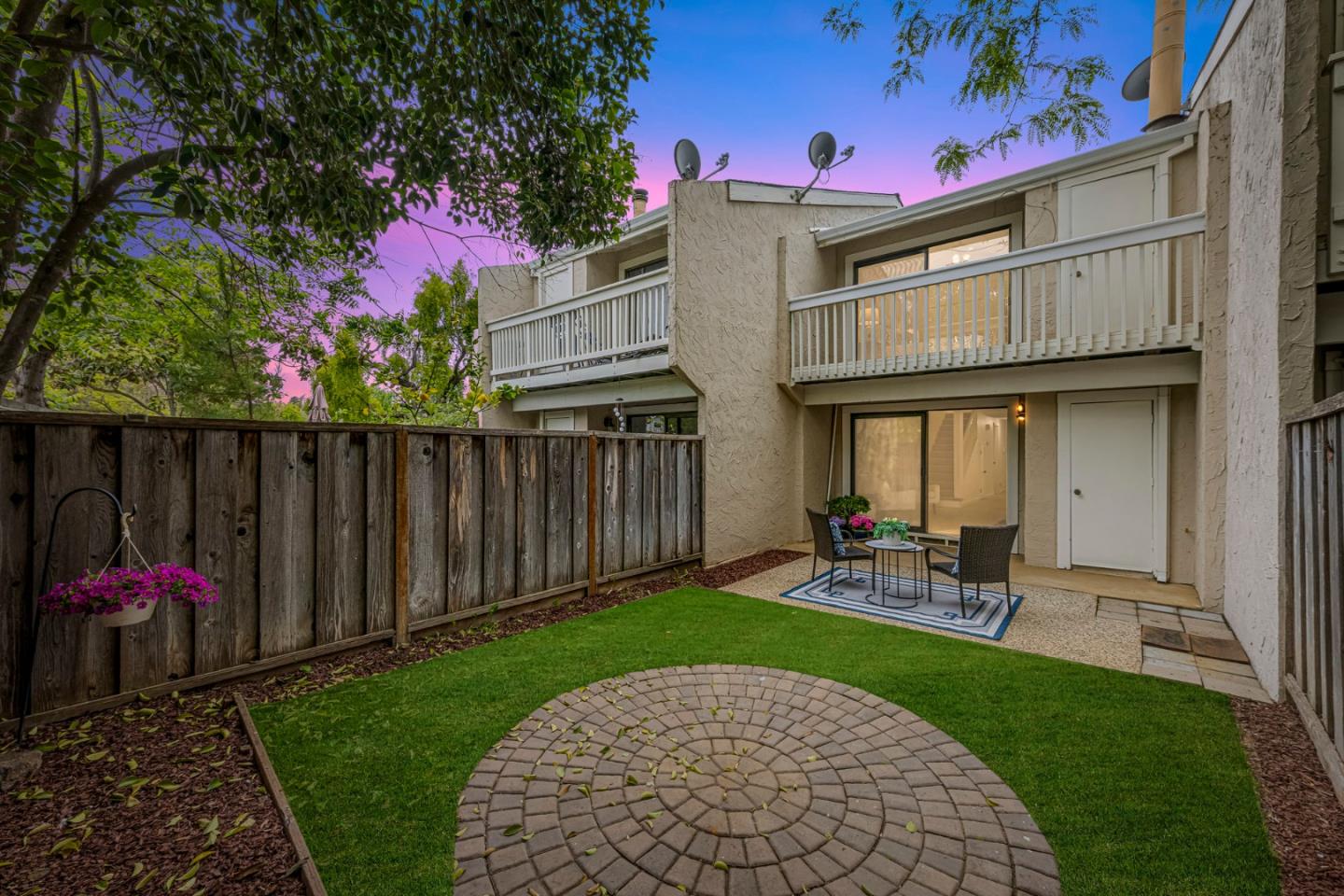 Detail Gallery Image 30 of 50 For 260 W Dunne Ave #4,  Morgan Hill,  CA 95037 - 2 Beds | 1/1 Baths