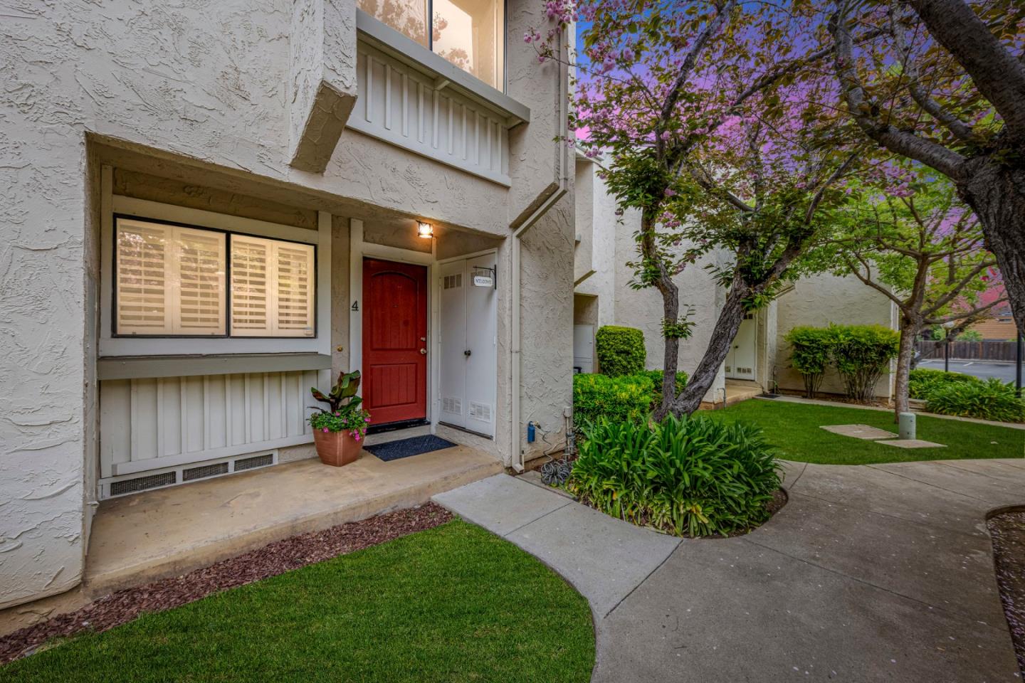 Detail Gallery Image 37 of 50 For 260 W Dunne Ave #4,  Morgan Hill,  CA 95037 - 2 Beds | 1/1 Baths