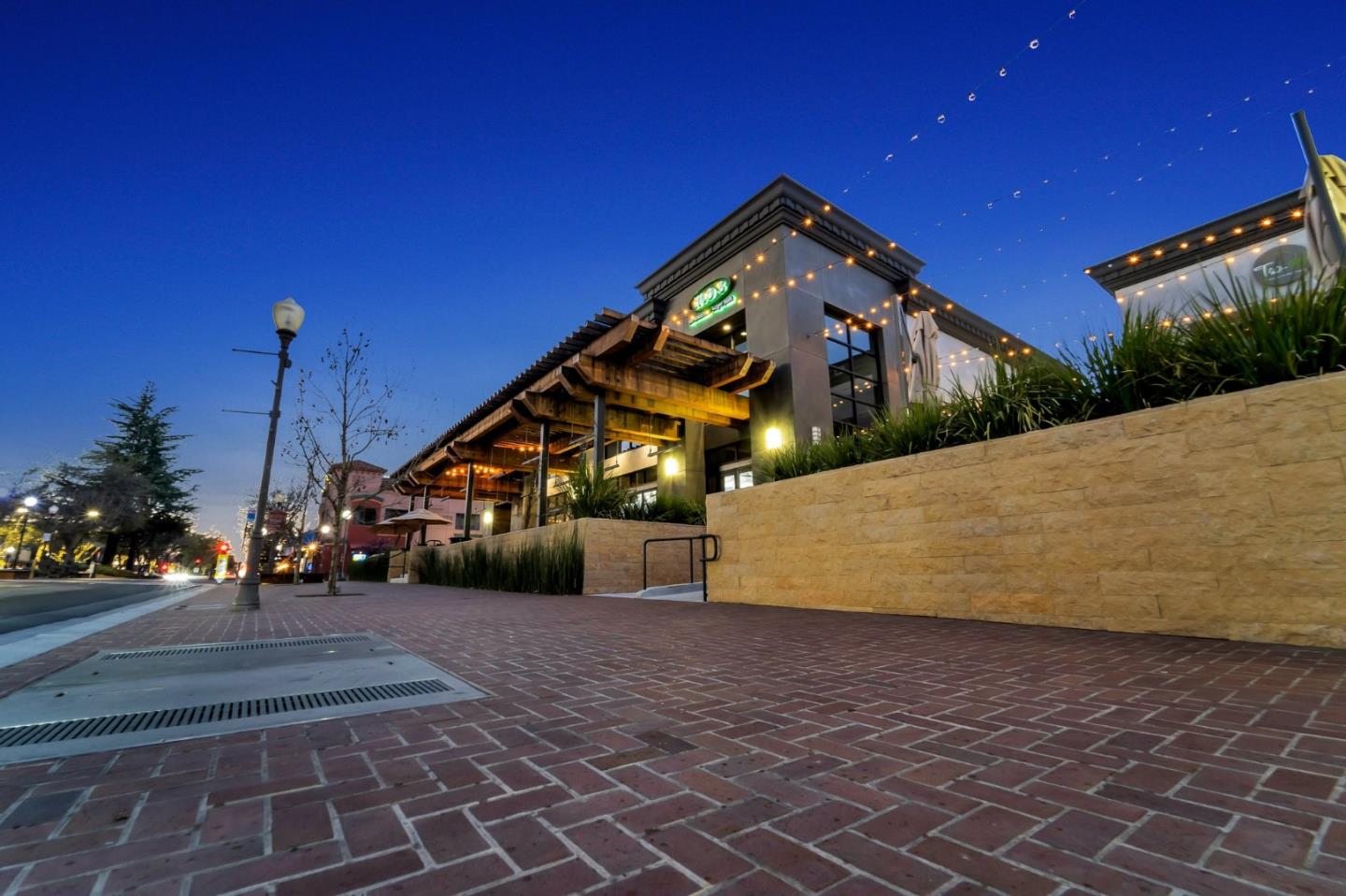Detail Gallery Image 48 of 50 For 260 W Dunne Ave #4,  Morgan Hill,  CA 95037 - 2 Beds | 1/1 Baths