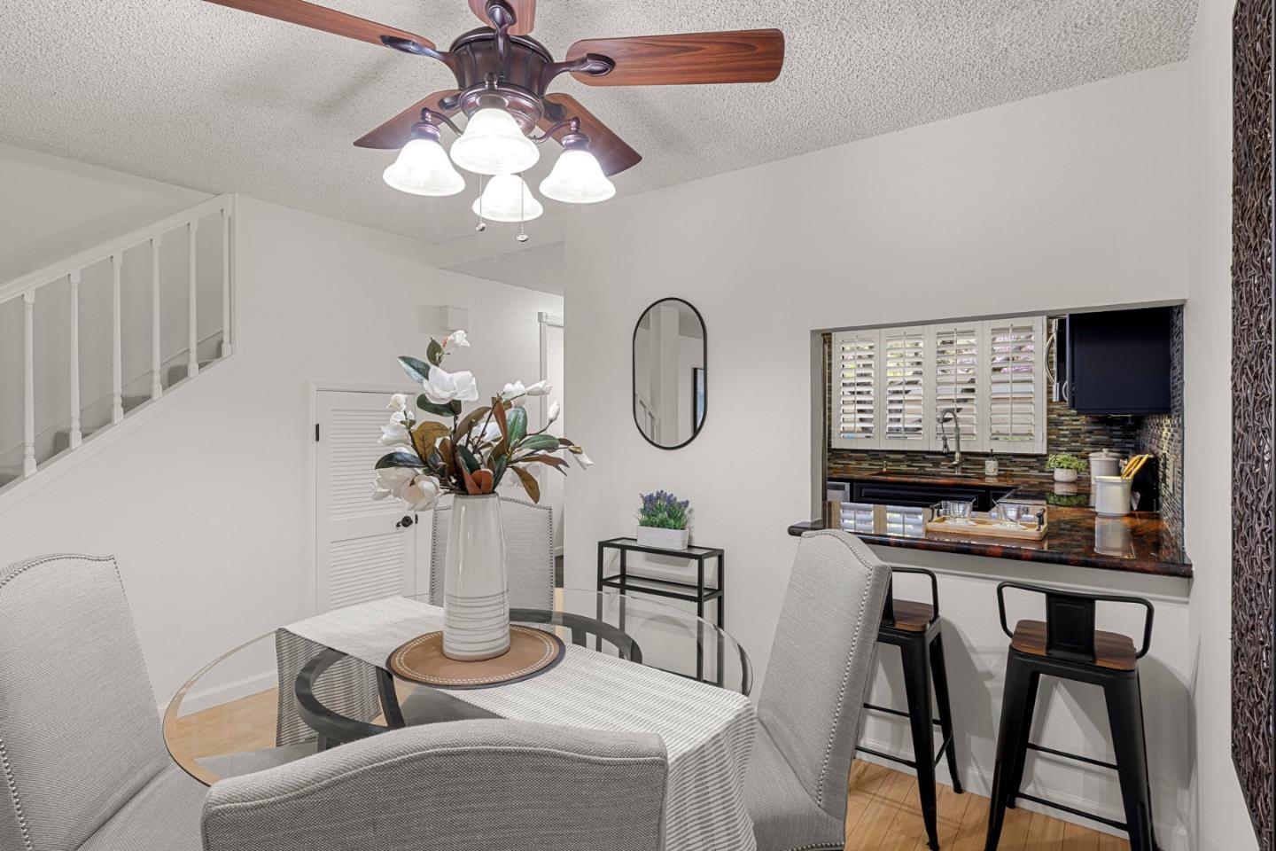 Detail Gallery Image 7 of 50 For 260 W Dunne Ave #4,  Morgan Hill,  CA 95037 - 2 Beds | 1/1 Baths