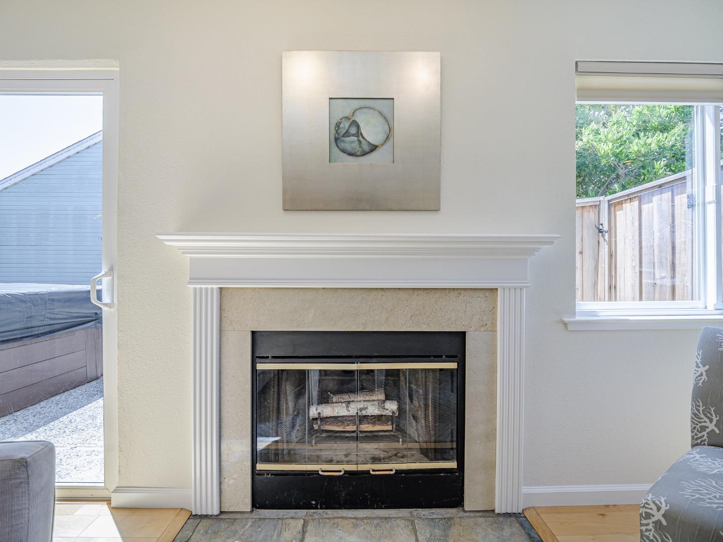 Detail Gallery Image 10 of 37 For 1331 Leila Ct, Santa Cruz,  CA 95062 - 3 Beds | 2 Baths