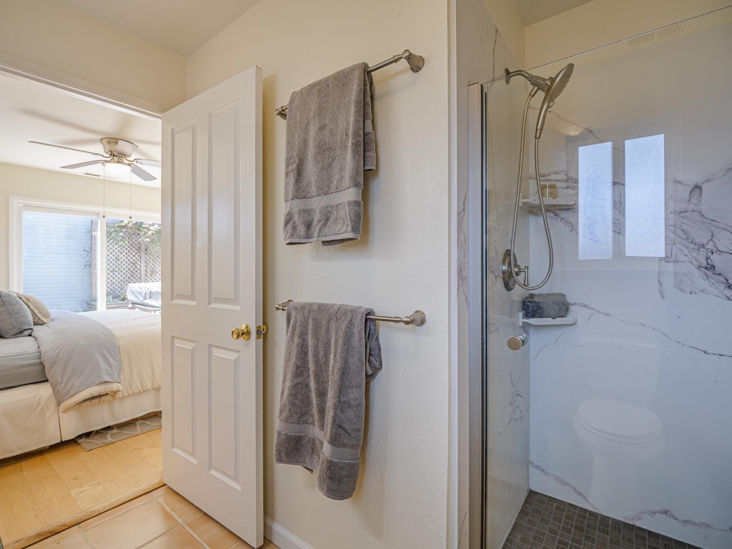 Detail Gallery Image 21 of 37 For 1331 Leila Ct, Santa Cruz,  CA 95062 - 3 Beds | 2 Baths