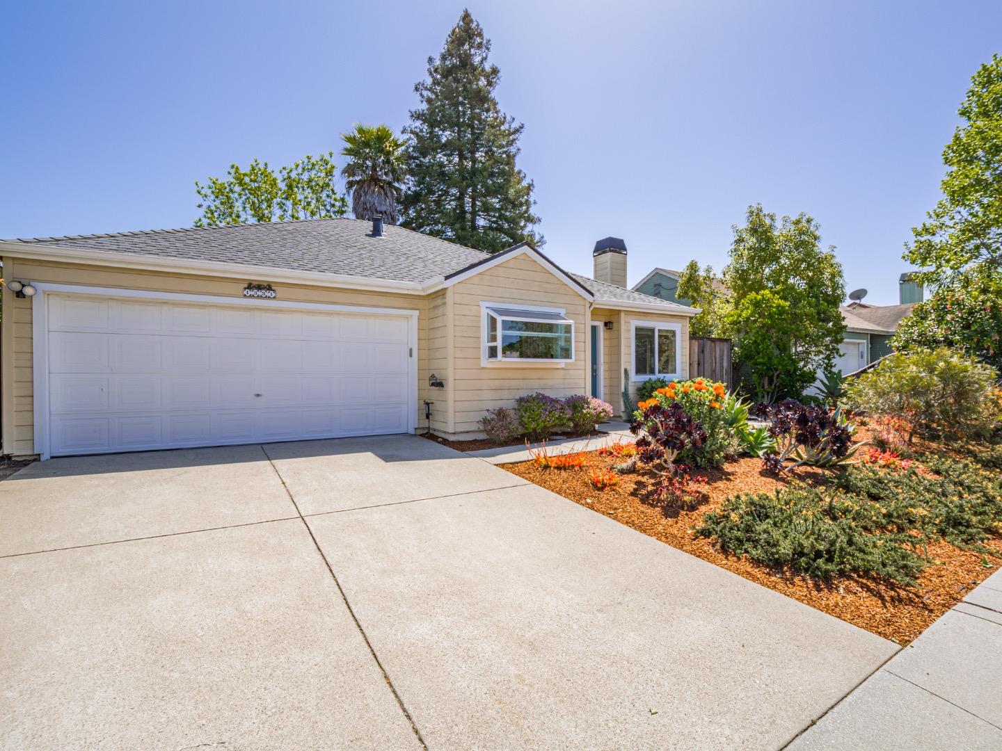 Detail Gallery Image 35 of 37 For 1331 Leila Ct, Santa Cruz,  CA 95062 - 3 Beds | 2 Baths