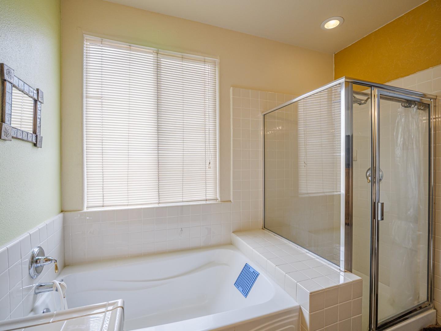 Detail Gallery Image 21 of 24 For 1110 Siena Way, Salinas,  CA 93905 - 4 Beds | 3/1 Baths