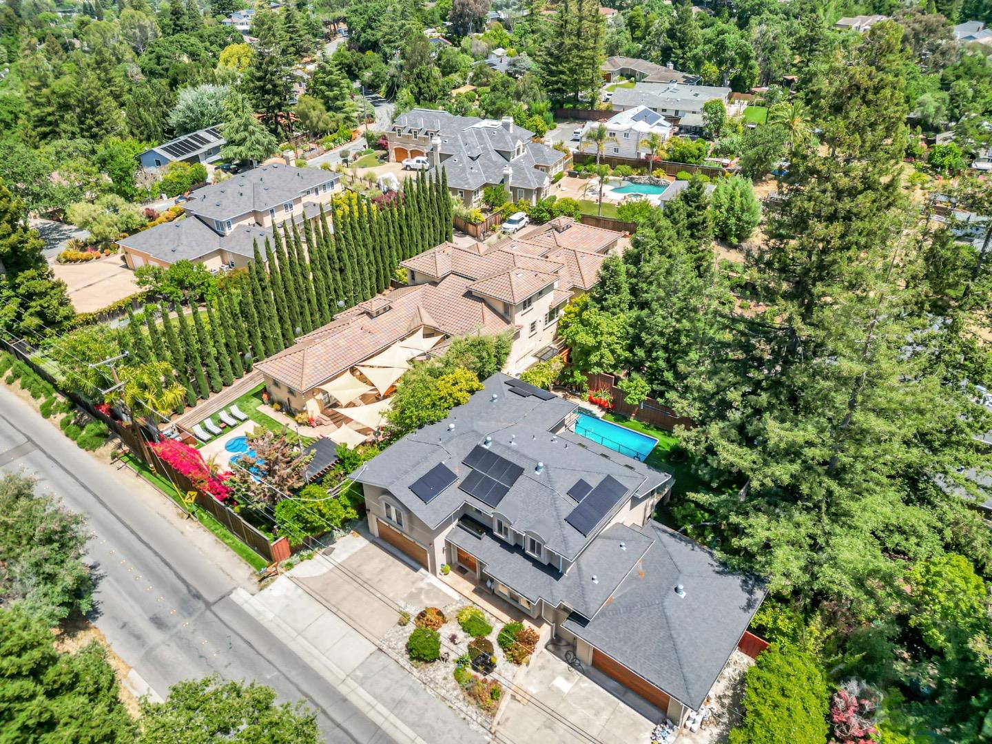 Detail Gallery Image 106 of 121 For 3119 Oak Knoll Dr, Redwood City,  CA 94062 - 8 Beds | 7 Baths