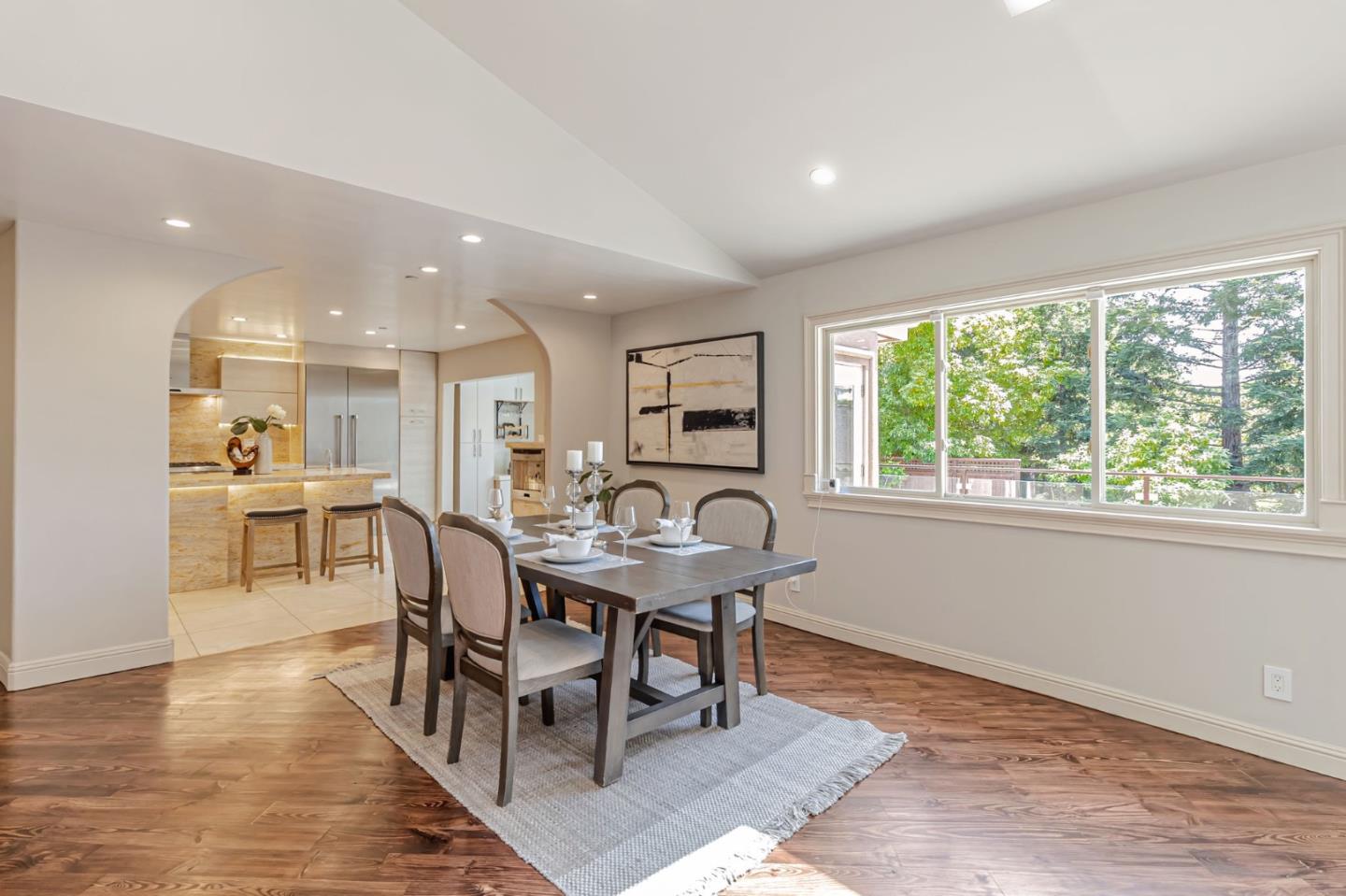 Detail Gallery Image 11 of 121 For 3119 Oak Knoll Dr, Redwood City,  CA 94062 - 8 Beds | 7 Baths