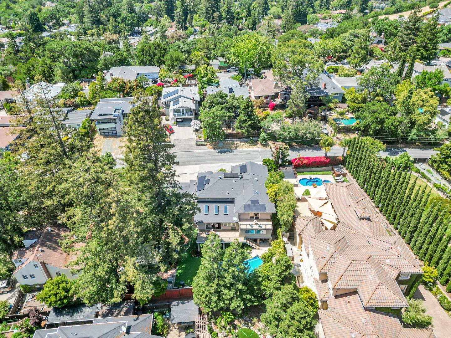 Detail Gallery Image 117 of 121 For 3119 Oak Knoll Dr, Redwood City,  CA 94062 - 8 Beds | 7 Baths