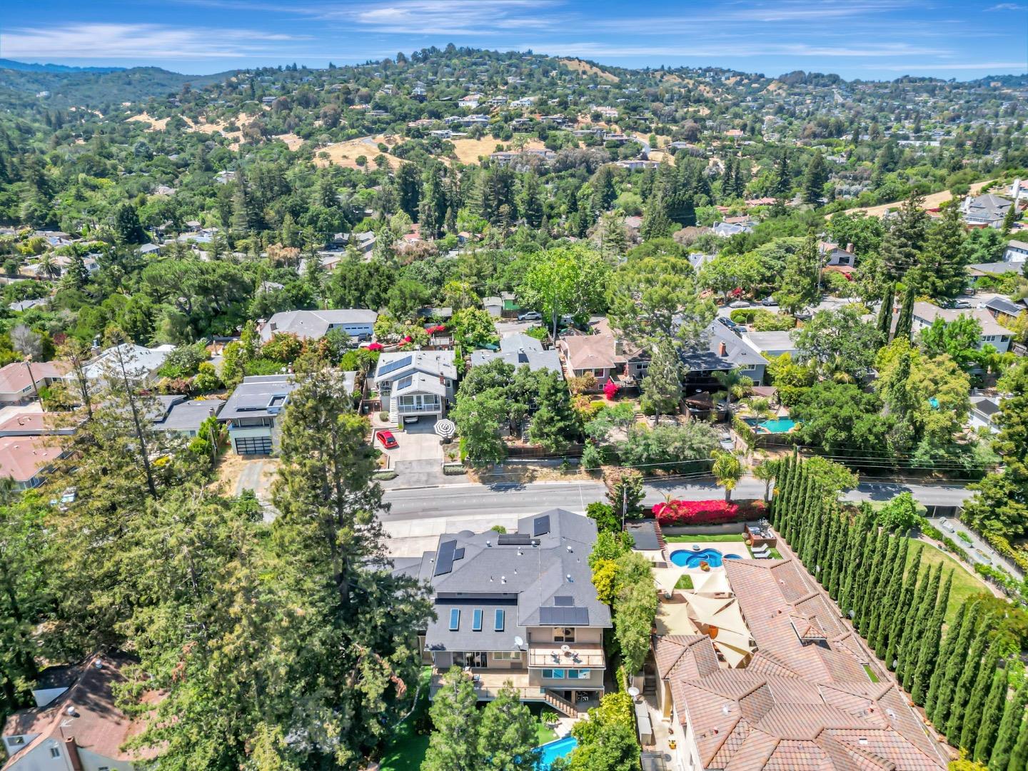 Detail Gallery Image 119 of 121 For 3119 Oak Knoll Dr, Redwood City,  CA 94062 - 8 Beds | 7 Baths