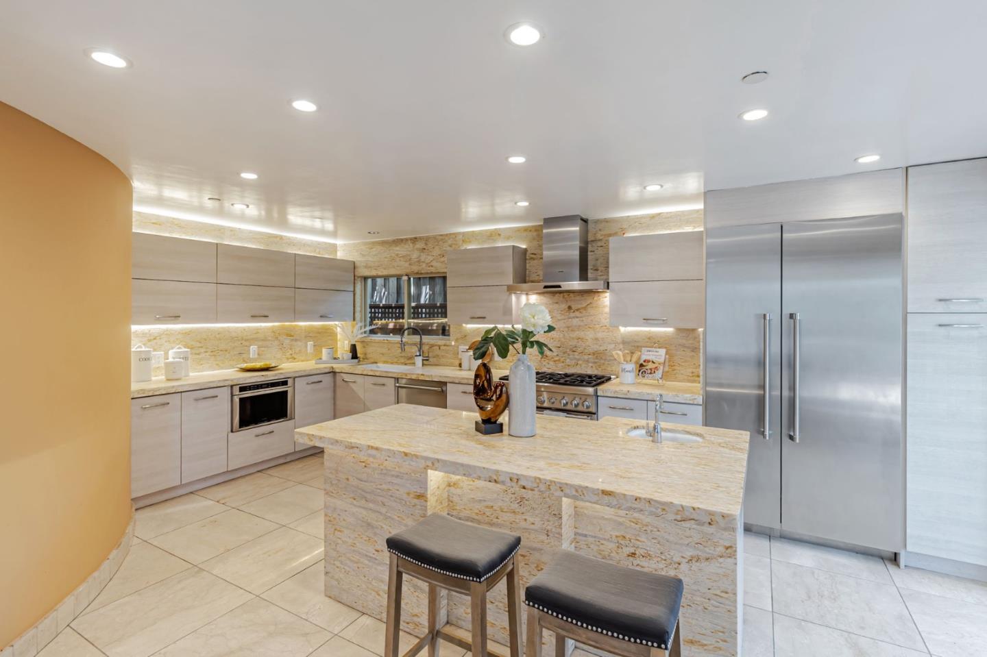 Detail Gallery Image 14 of 121 For 3119 Oak Knoll Dr, Redwood City,  CA 94062 - 8 Beds | 7 Baths