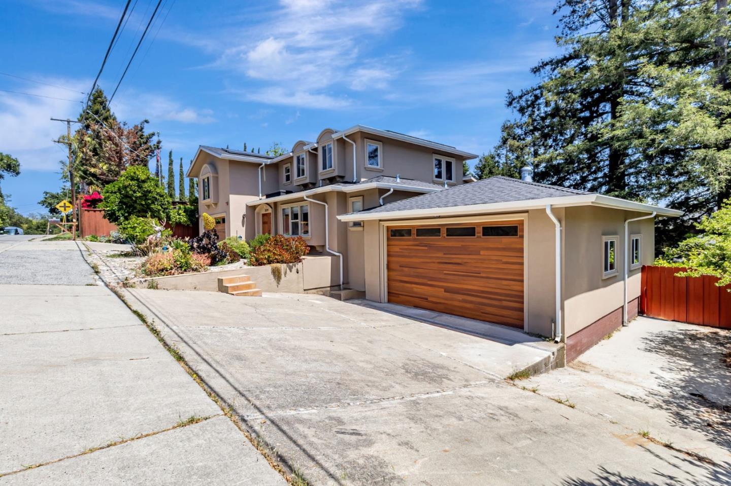 Detail Gallery Image 4 of 121 For 3119 Oak Knoll Dr, Redwood City,  CA 94062 - 8 Beds | 7 Baths