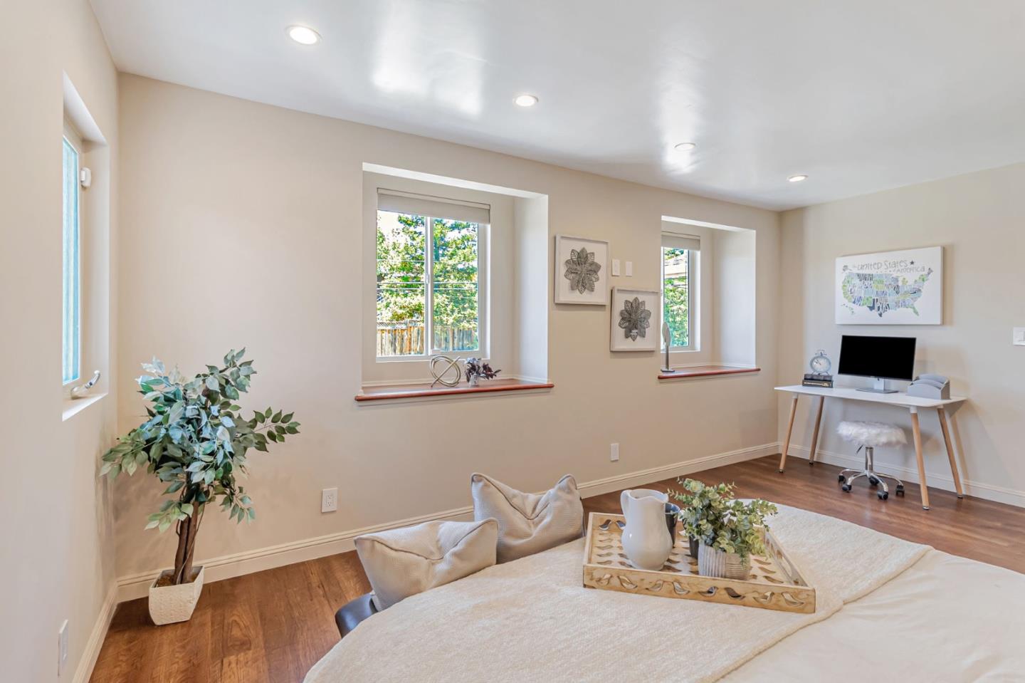 Detail Gallery Image 42 of 121 For 3119 Oak Knoll Dr, Redwood City,  CA 94062 - 8 Beds | 7 Baths