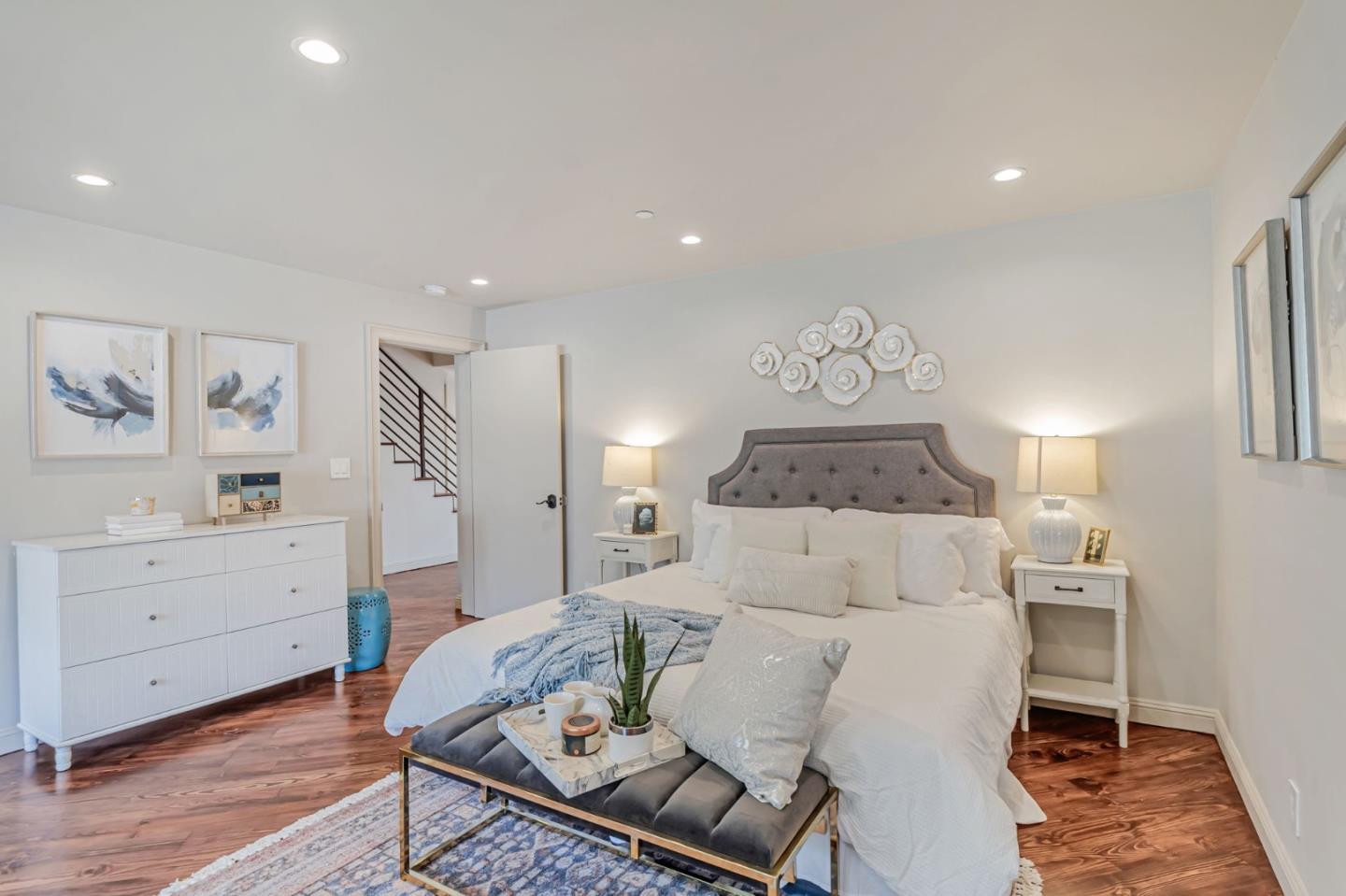 Detail Gallery Image 52 of 121 For 3119 Oak Knoll Dr, Redwood City,  CA 94062 - 8 Beds | 7 Baths