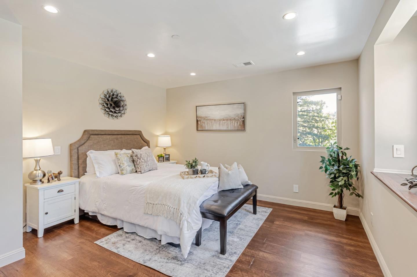 Detail Gallery Image 53 of 121 For 3119 Oak Knoll Dr, Redwood City,  CA 94062 - 8 Beds | 7 Baths