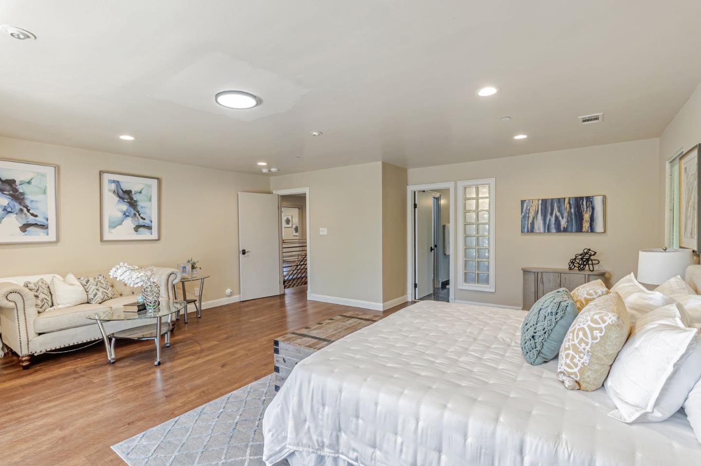 Detail Gallery Image 61 of 121 For 3119 Oak Knoll Dr, Redwood City,  CA 94062 - 8 Beds | 7 Baths