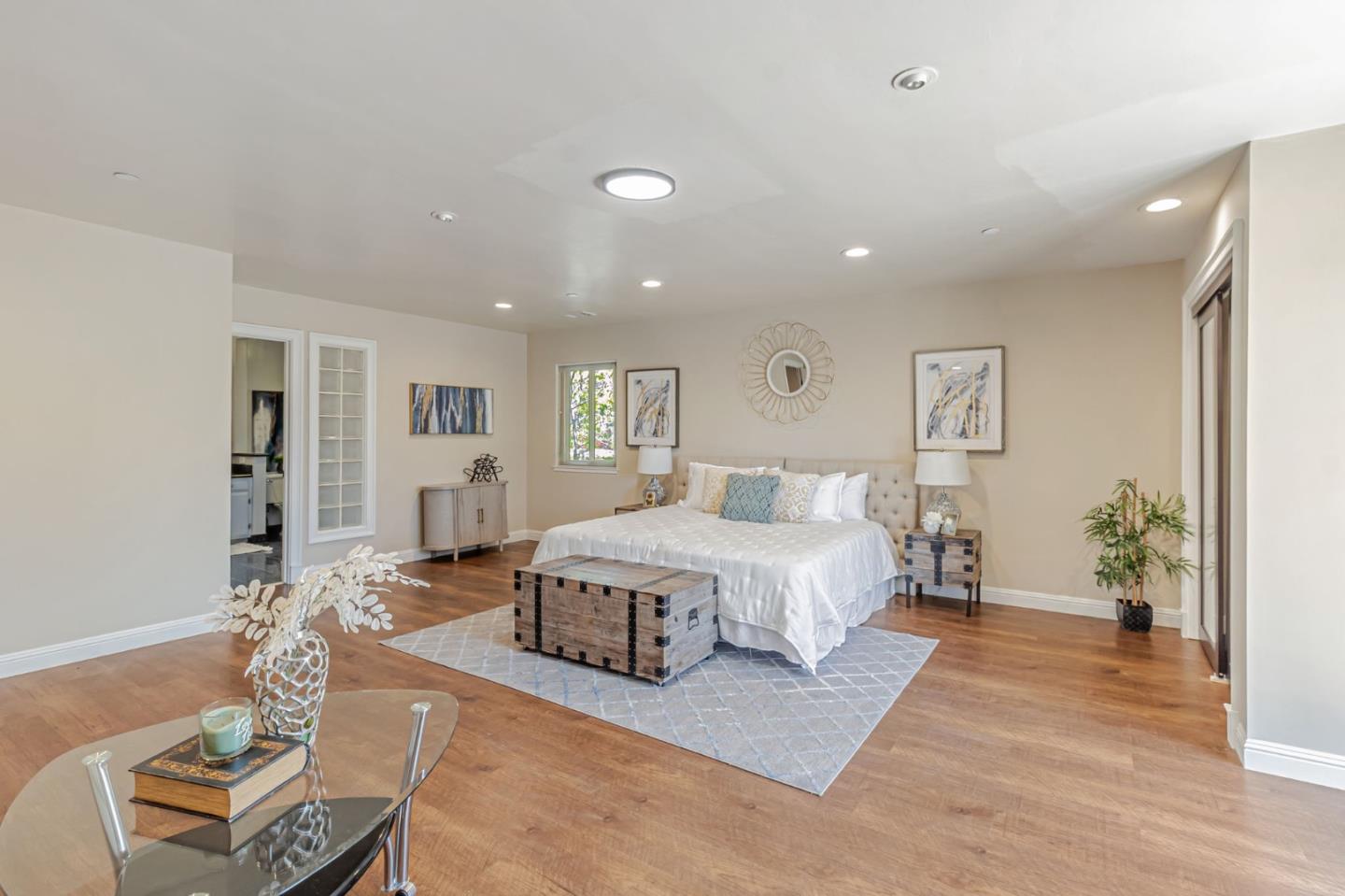 Detail Gallery Image 62 of 121 For 3119 Oak Knoll Dr, Redwood City,  CA 94062 - 8 Beds | 7 Baths