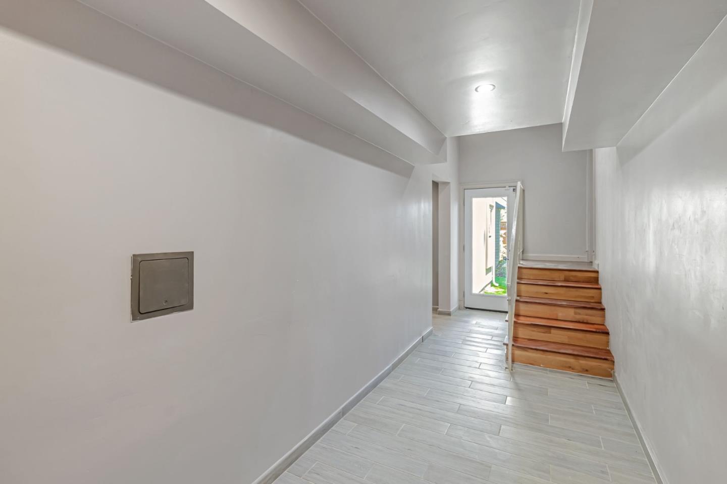 Detail Gallery Image 68 of 121 For 3119 Oak Knoll Dr, Redwood City,  CA 94062 - 8 Beds | 7 Baths