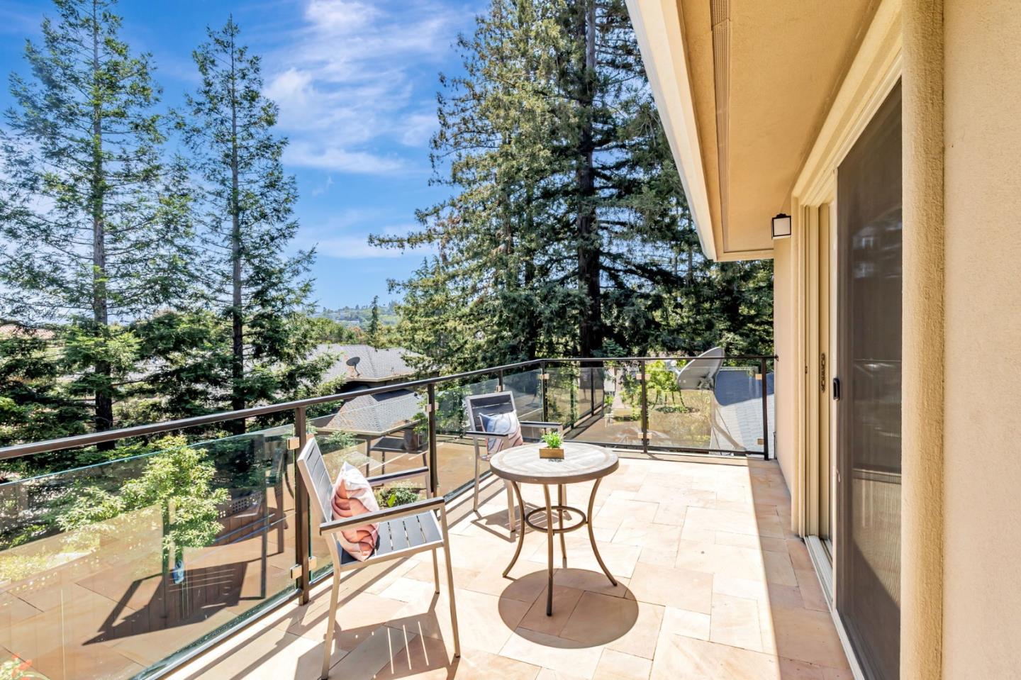 Detail Gallery Image 82 of 121 For 3119 Oak Knoll Dr, Redwood City,  CA 94062 - 8 Beds | 7 Baths