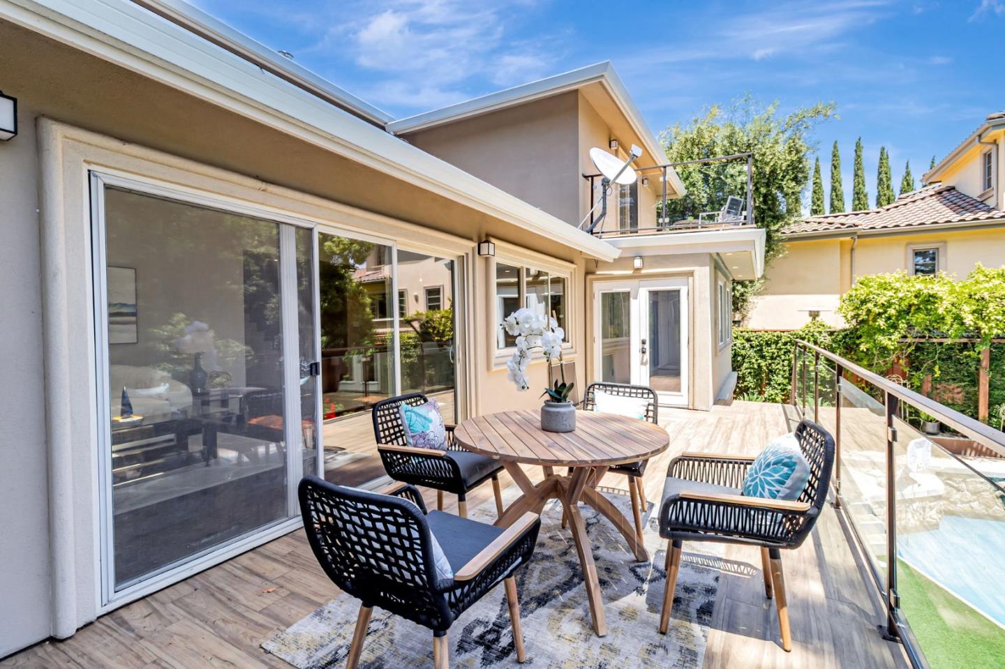 Detail Gallery Image 87 of 121 For 3119 Oak Knoll Dr, Redwood City,  CA 94062 - 8 Beds | 7 Baths