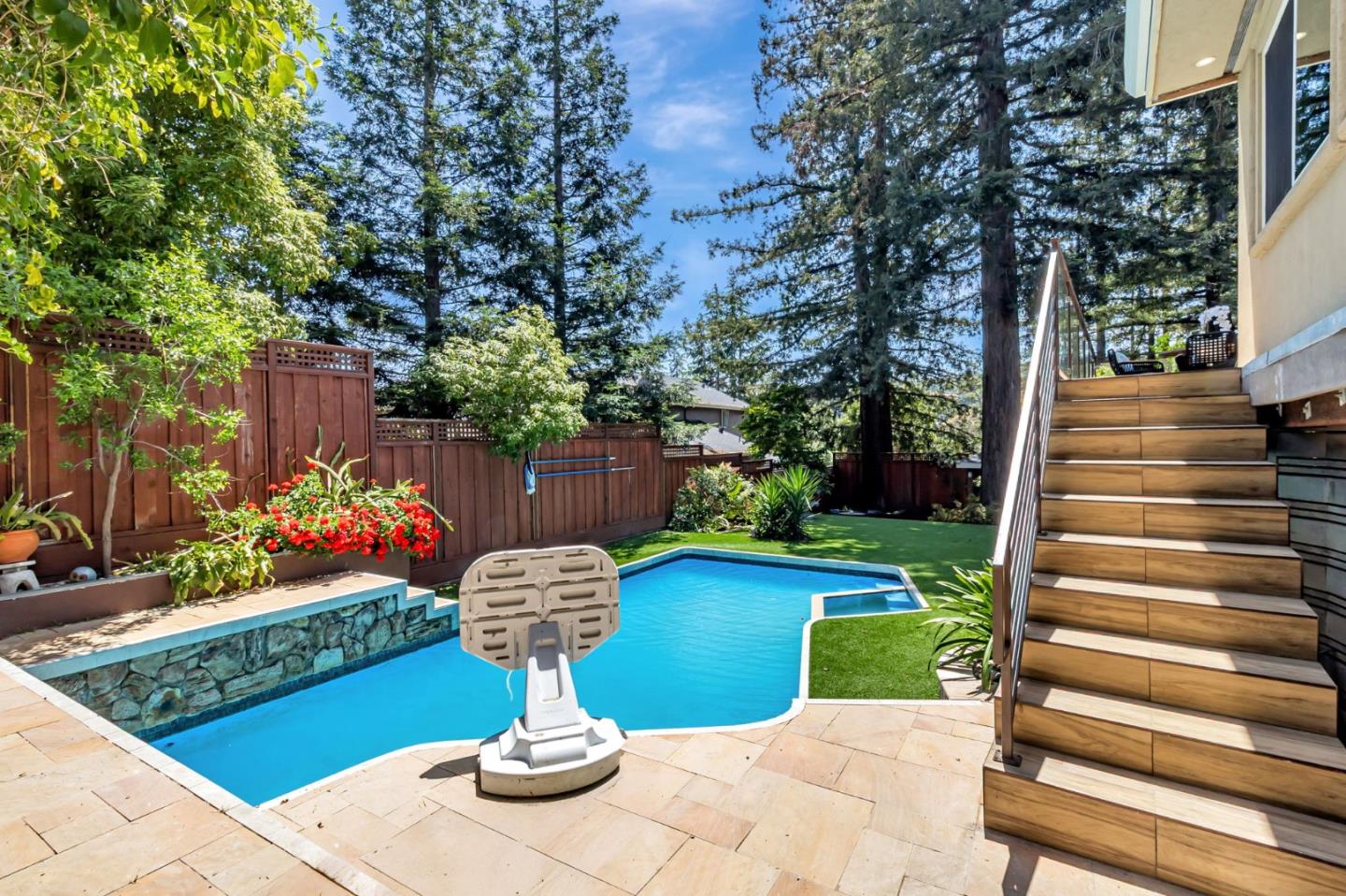 Detail Gallery Image 95 of 121 For 3119 Oak Knoll Dr, Redwood City,  CA 94062 - 8 Beds | 7 Baths