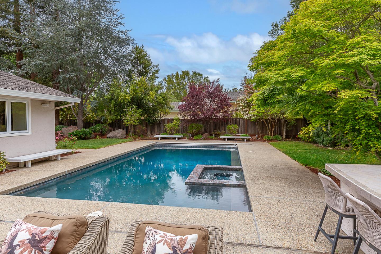 Detail Gallery Image 36 of 42 For 24139 Summerhill Ave, Los Altos,  CA 94024 - 6 Beds | 4/1 Baths