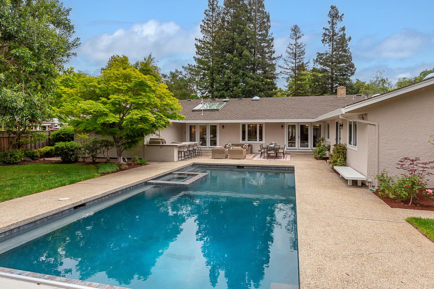 Detail Gallery Image 40 of 42 For 24139 Summerhill Ave, Los Altos,  CA 94024 - 6 Beds | 4/1 Baths