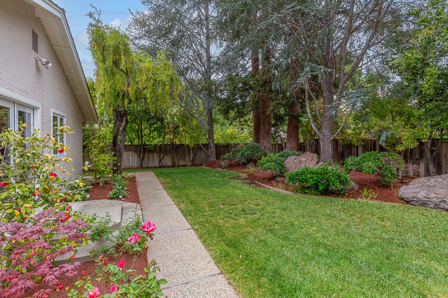 Detail Gallery Image 41 of 42 For 24139 Summerhill Ave, Los Altos,  CA 94024 - 6 Beds | 4/1 Baths