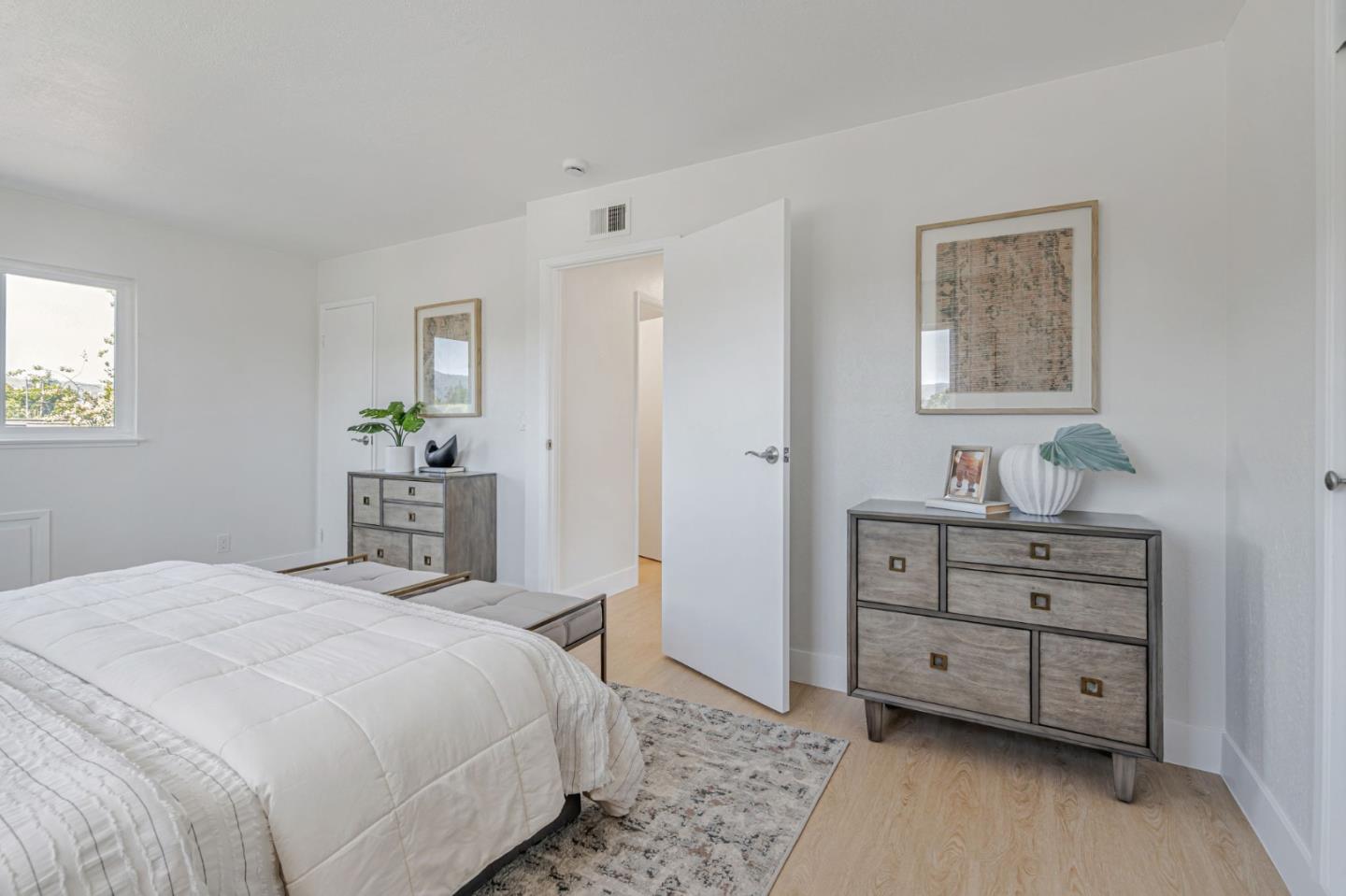 Detail Gallery Image 22 of 39 For 1069 Linda Dr, Campbell,  CA 95008 - 5 Beds | 3 Baths