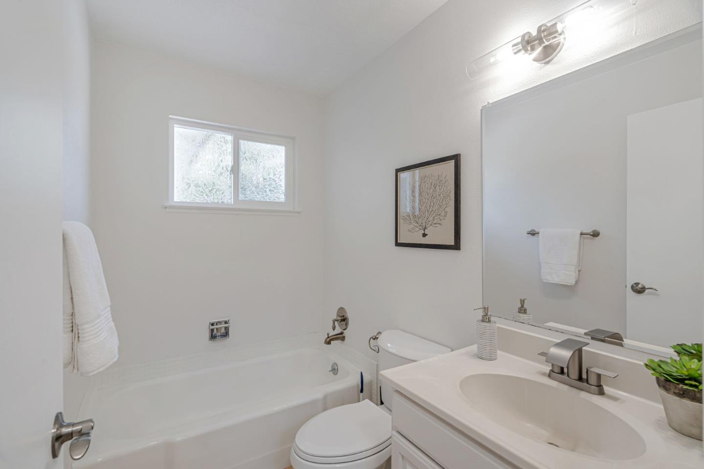 Detail Gallery Image 30 of 39 For 1069 Linda Dr, Campbell,  CA 95008 - 5 Beds | 3 Baths