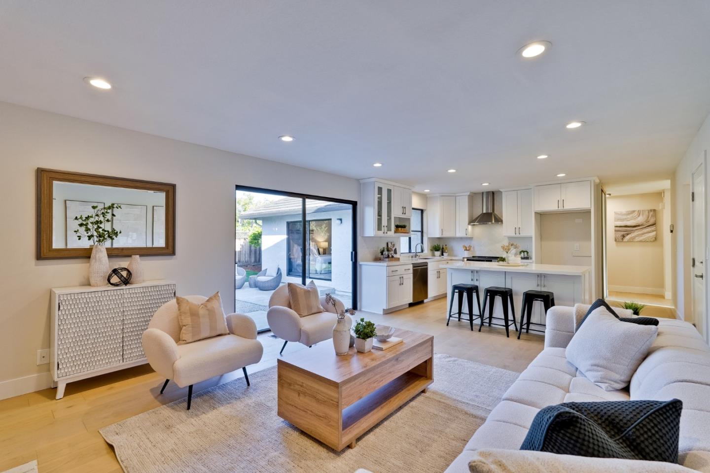 Detail Gallery Image 19 of 57 For 766 Mahogany Ln, Sunnyvale,  CA 94086 - 3 Beds | 2 Baths