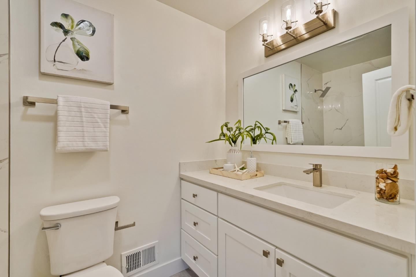 Detail Gallery Image 35 of 57 For 766 Mahogany Ln, Sunnyvale,  CA 94086 - 3 Beds | 2 Baths