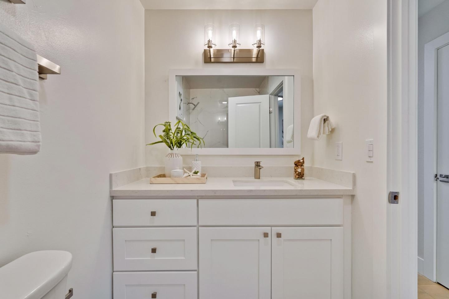 Detail Gallery Image 37 of 57 For 766 Mahogany Ln, Sunnyvale,  CA 94086 - 3 Beds | 2 Baths