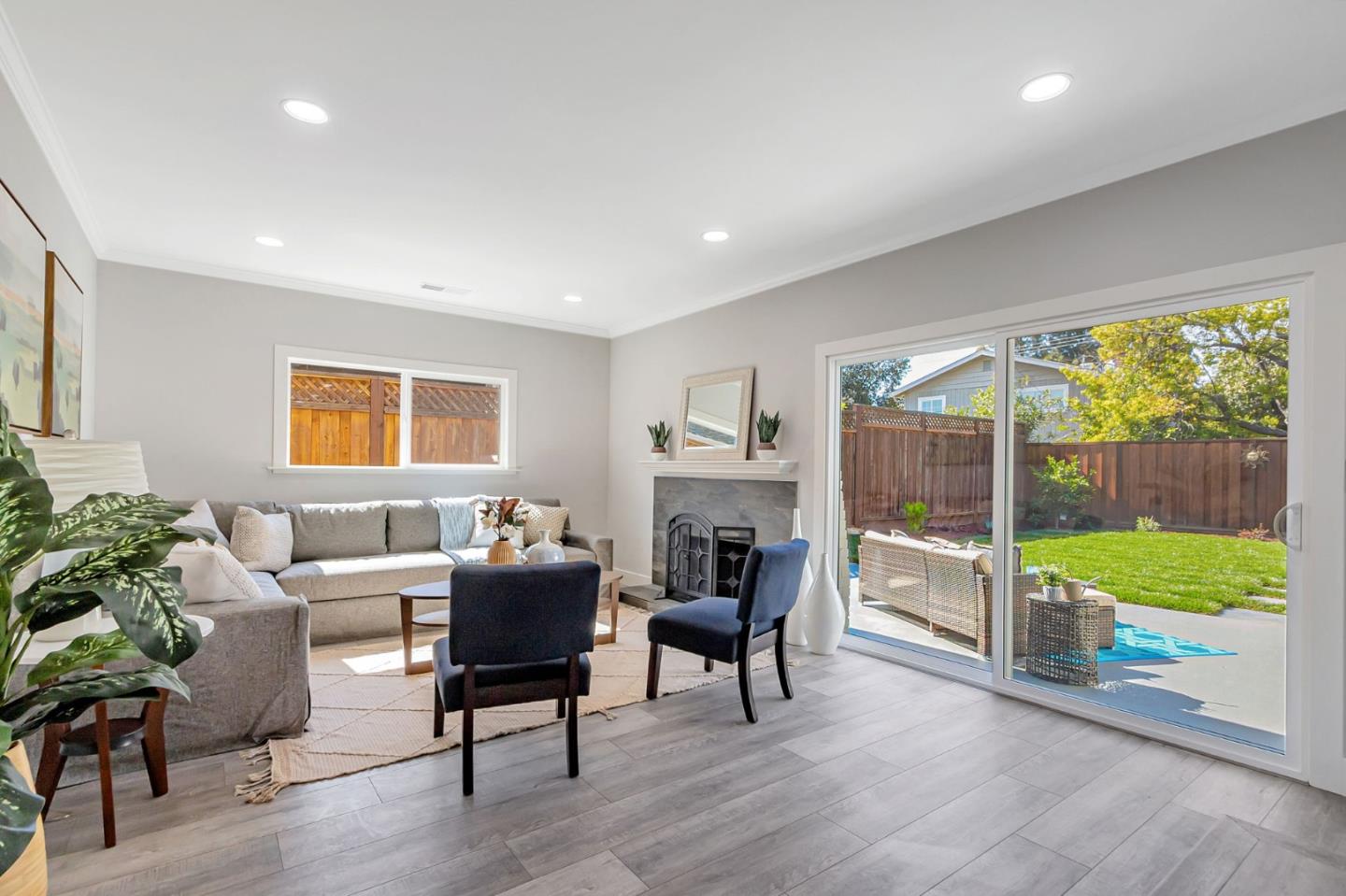 Detail Gallery Image 11 of 26 For 1015 Rawlings Dr, San Jose,  CA 95136 - 4 Beds | 3 Baths