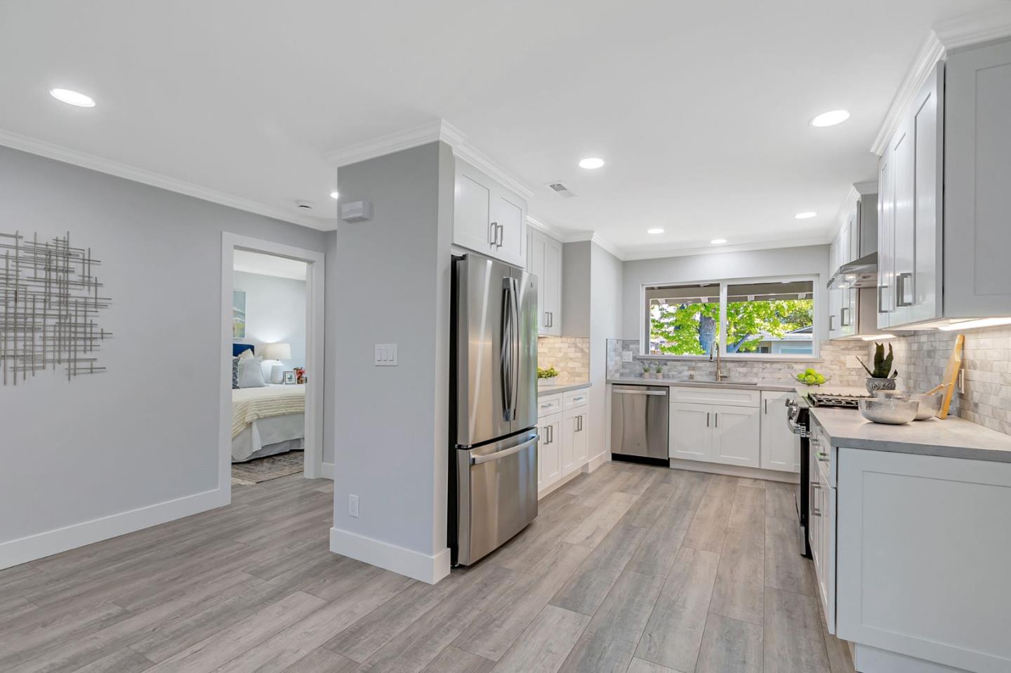 Detail Gallery Image 9 of 26 For 1015 Rawlings Dr, San Jose,  CA 95136 - 4 Beds | 3 Baths