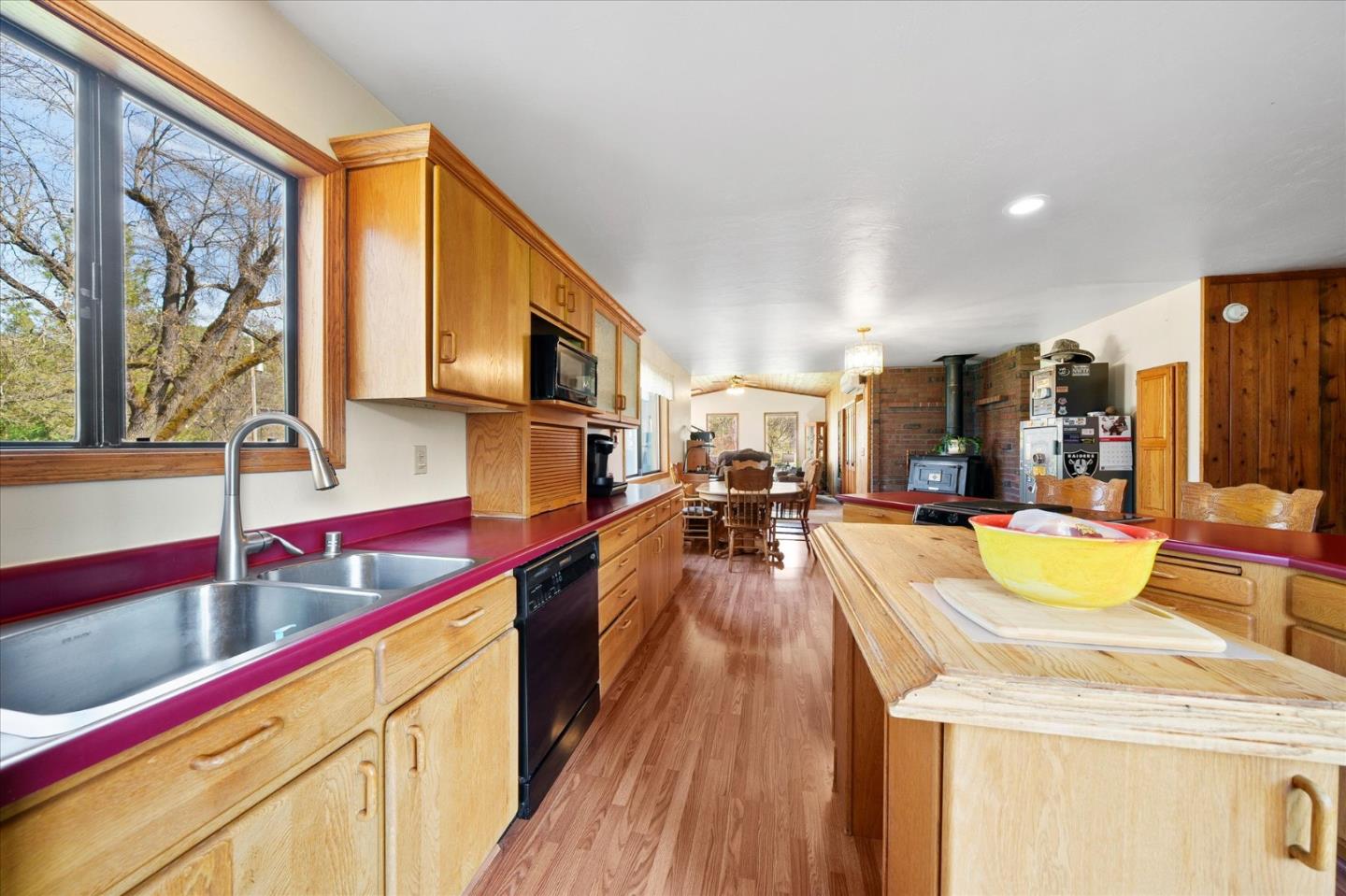 Detail Gallery Image 12 of 50 For 121 Wellock Rd, Lewiston,  CA 96052 - 3 Beds | 2 Baths